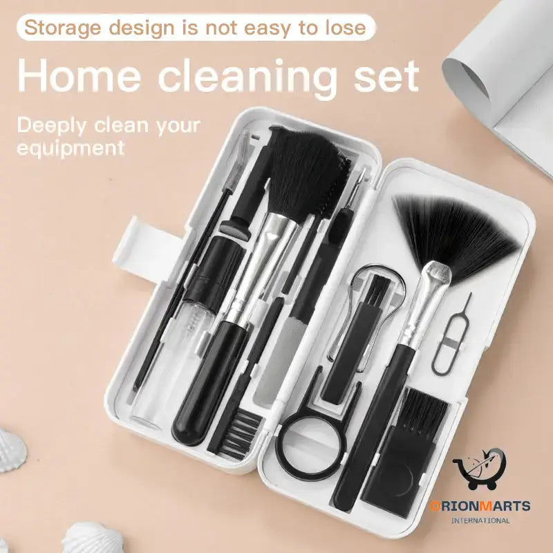 Portable and Fashionable Cleaning Kit for Personal